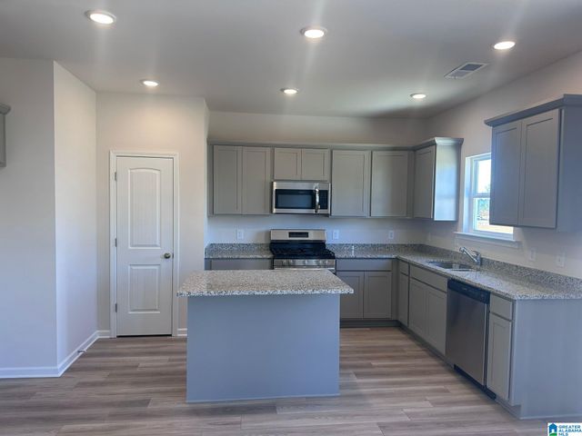 436 SPRINGDALE TRACE, Columbiana, AL 35051