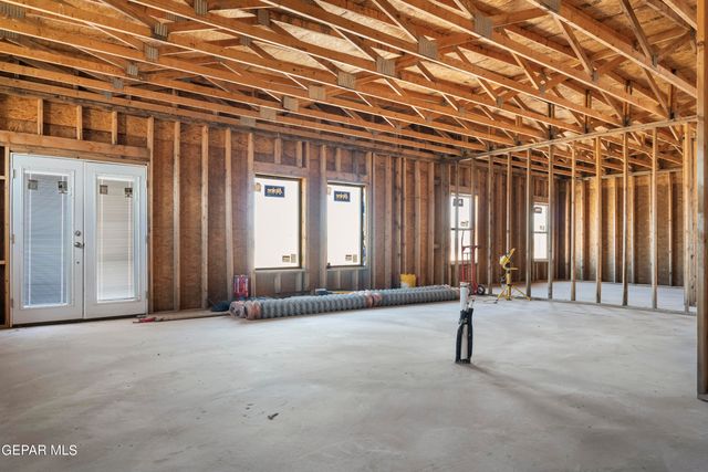 1140 SANTA CRUZ Drive, Chaparral, NM 88081