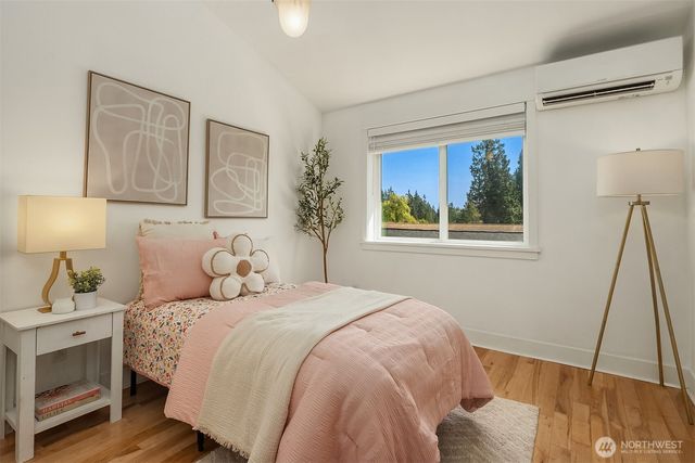 14356 19th Avenue NE, Seattle, WA 98125