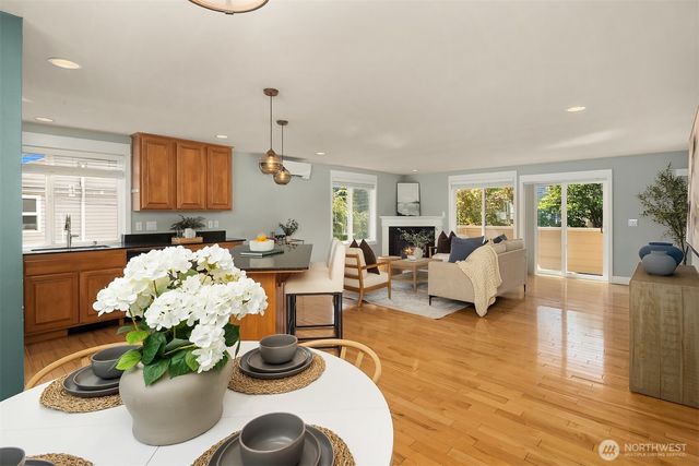 14356 19th Avenue NE, Seattle, WA 98125