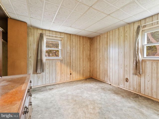 1625 HILLCREST LN, Aston, PA 19014