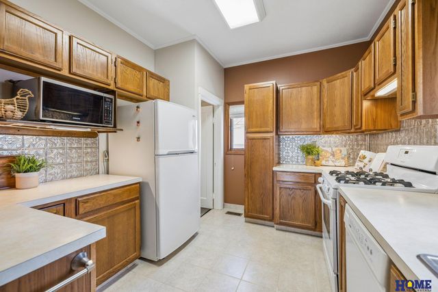 1729 S 9th Street, Lincoln, NE 68502