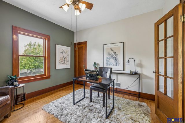 1729 S 9th Street, Lincoln, NE 68502