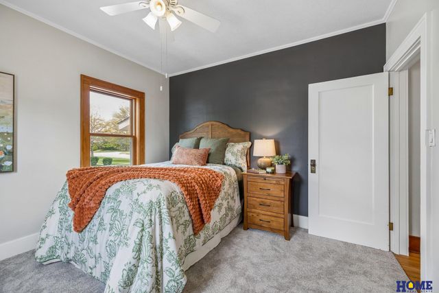 1729 S 9th Street, Lincoln, NE 68502
