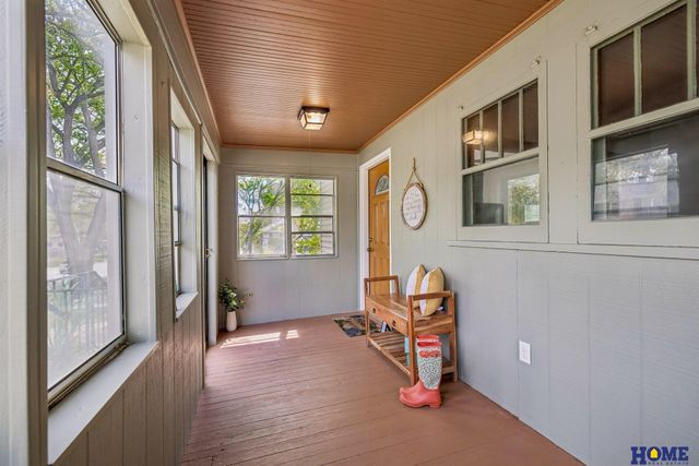 1729 S 9th Street, Lincoln, NE 68502
