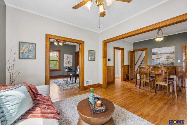1729 S 9th Street, Lincoln, NE 68502