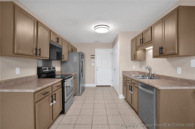 175 Seabiscuit Drive, Raeford, NC 28376