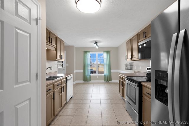 175 Seabiscuit Drive, Raeford, NC 28376