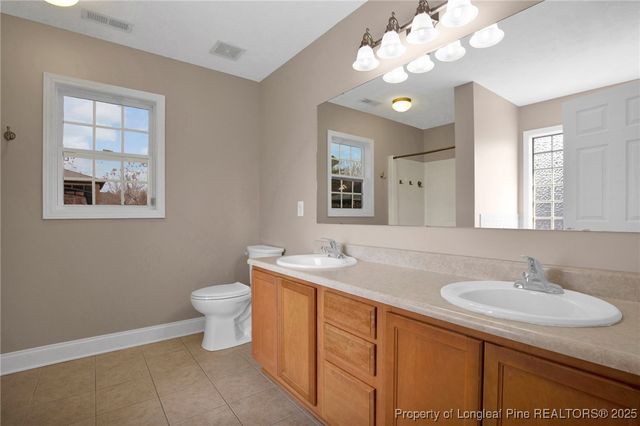 175 Seabiscuit Drive, Raeford, NC 28376