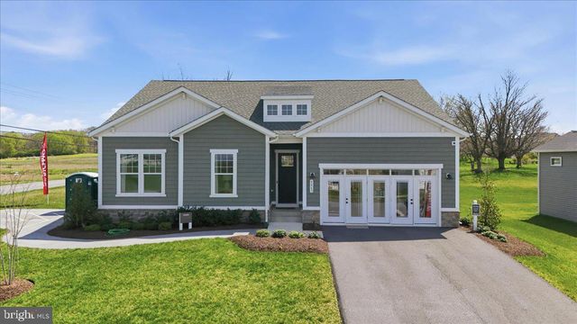 9863 RIPPLE DR, Williamsport, MD 21795