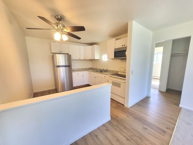205 Marian Parkway 2A, Crystal Lake, IL 60014