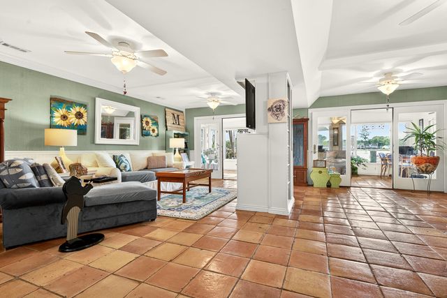 1204 Joyner Drive, Summerton, SC 29148