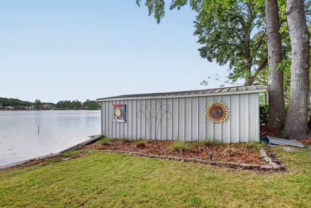 1204 Joyner Drive, Summerton, SC 29148