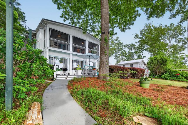 1204 Joyner Drive, Summerton, SC 29148