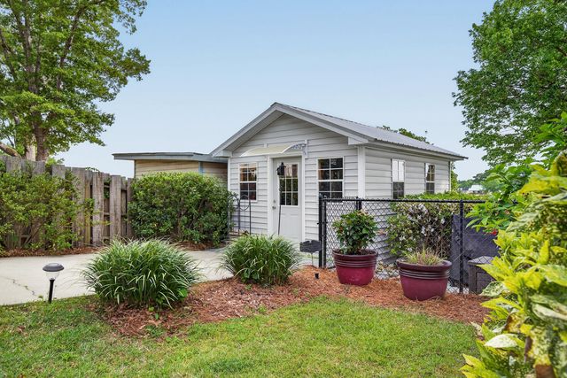 1204 Joyner Drive, Summerton, SC 29148