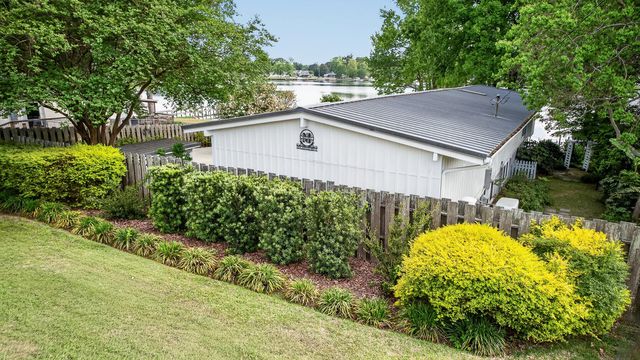 1204 Joyner Drive, Summerton, SC 29148
