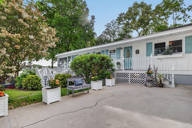 1204 Joyner Drive, Summerton, SC 29148