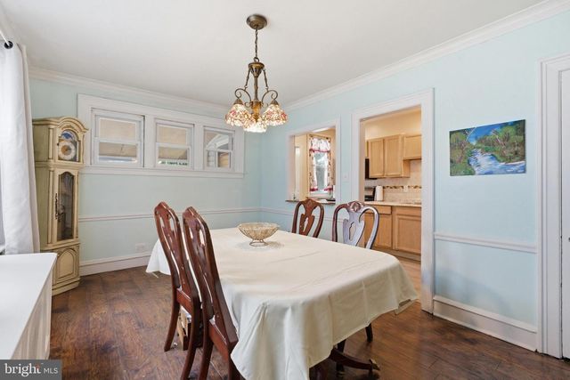 3828 CREST RD, Drexel Hill, PA 19026