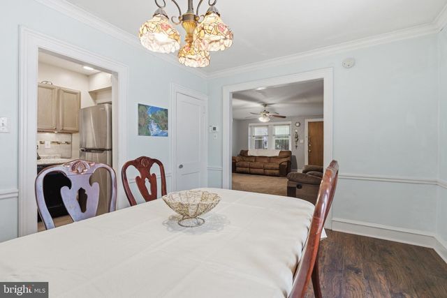 3828 CREST RD, Drexel Hill, PA 19026