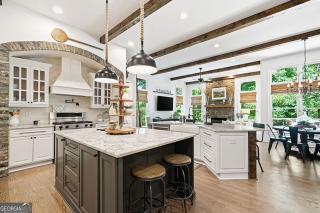 214 Heritage Town Parkway, Canton, GA 30115