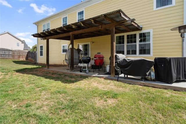 7028 Roselake Circle, Douglasville, GA 30134