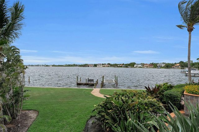 1541 CARIBBEAN DRIVE, Sarasota, FL 34231