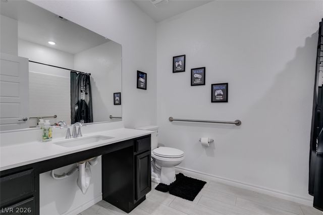 7220 North Decatur Boulevard 5, Las Vegas, NV 89131