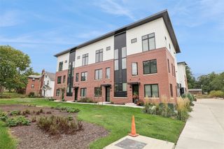 4840 Ingersoll Avenue, Des Moines, IA 50312