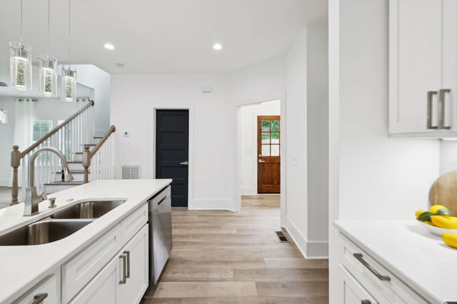 463B Radnor St, Nashville, TN 37211