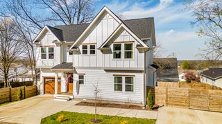 463B Radnor St, Nashville, TN 37211