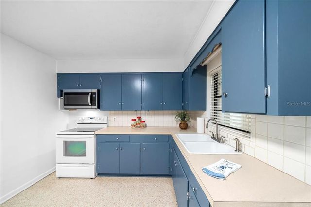 2930 SE 11TH STREET, Ocala, FL 34471