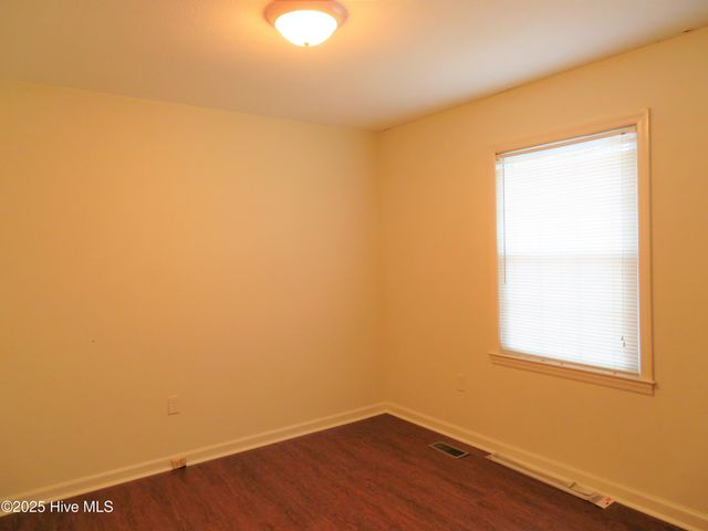 4806 Greenway Avenue, Wilmington, NC 28403