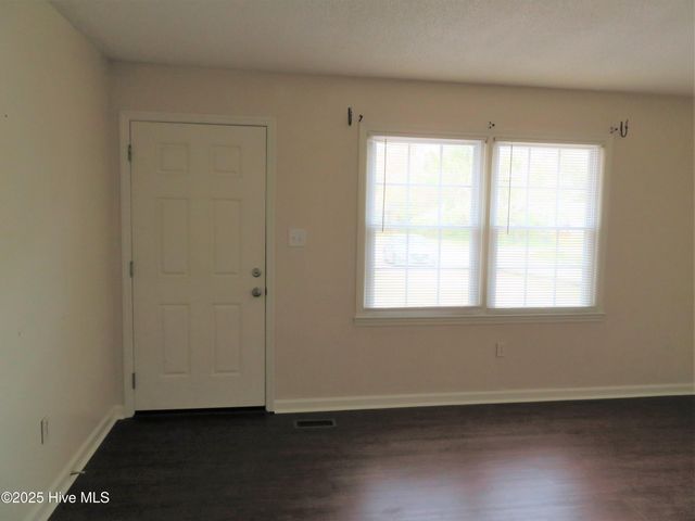 4806 Greenway Avenue, Wilmington, NC 28403