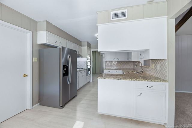 3006 Renker, San Antonio, TX 78217