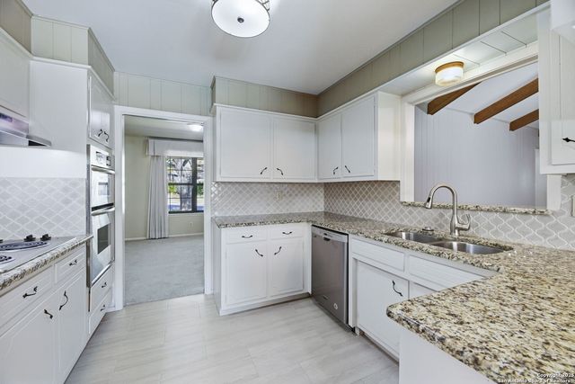 3006 Renker, San Antonio, TX 78217