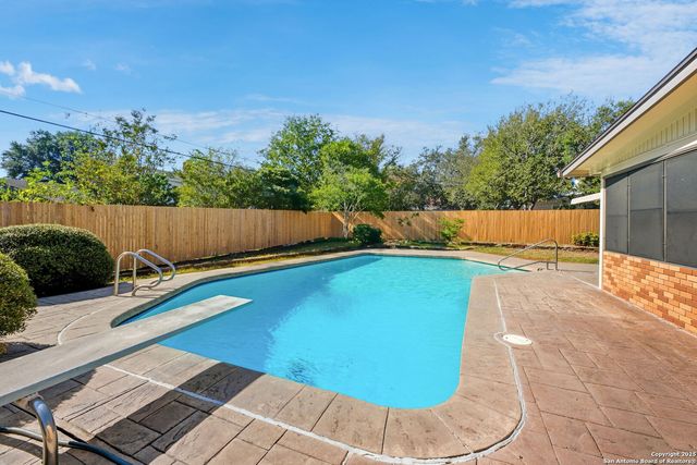3006 Renker, San Antonio, TX 78217