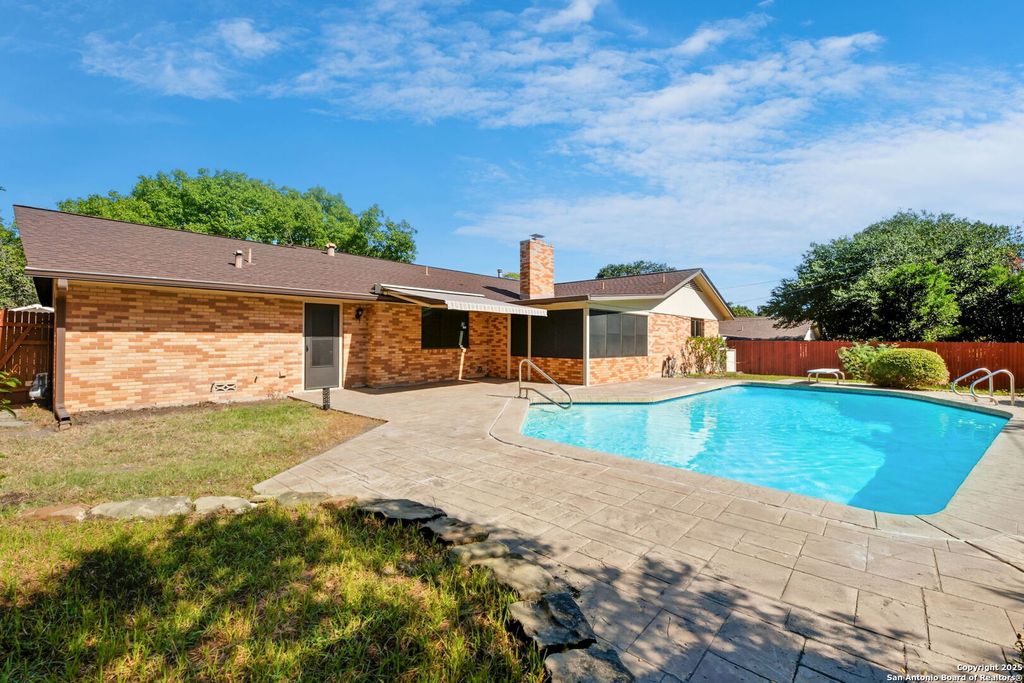 3006 Renker, San Antonio, TX 78217