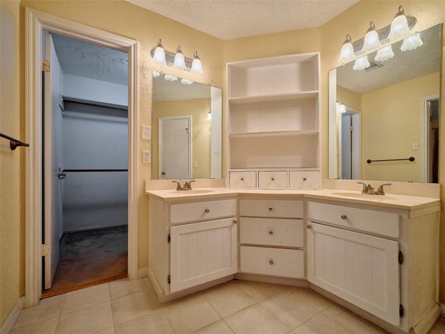 2002 Westwind Drive, Deer Park, TX 77536