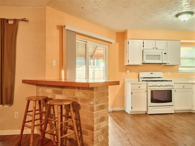 2002 Westwind Drive, Deer Park, TX 77536