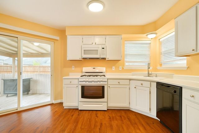 2002 Westwind Drive, Deer Park, TX 77536