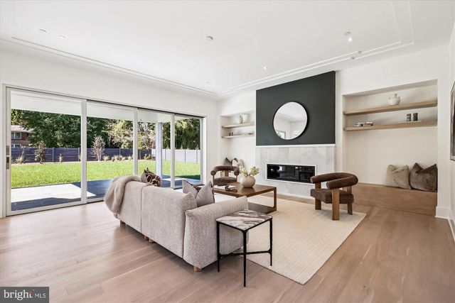 6514 76TH ST, Cabin John, MD 20818