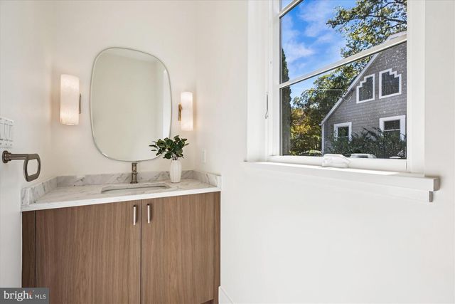 6514 76TH ST, Cabin John, MD 20818