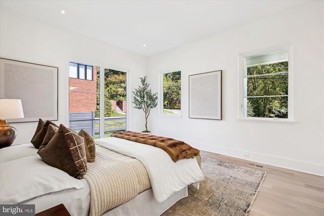 6514 76TH ST, Cabin John, MD 20818