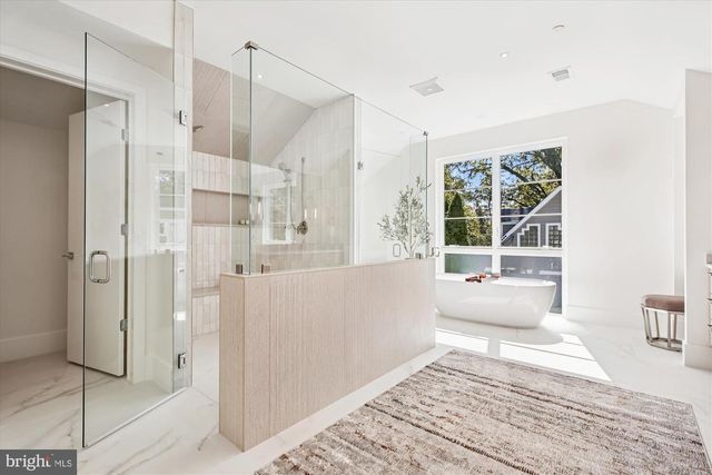 6514 76TH ST, Cabin John, MD 20818