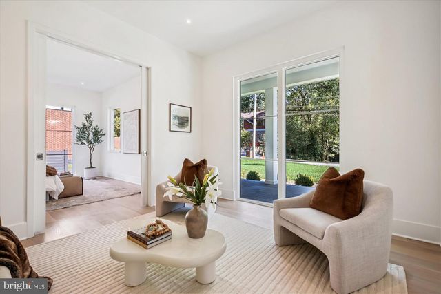 6514 76TH ST, Cabin John, MD 20818