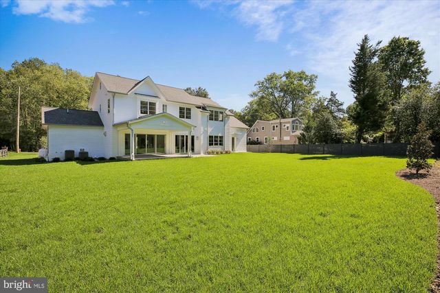 6514 76TH ST, Cabin John, MD 20818