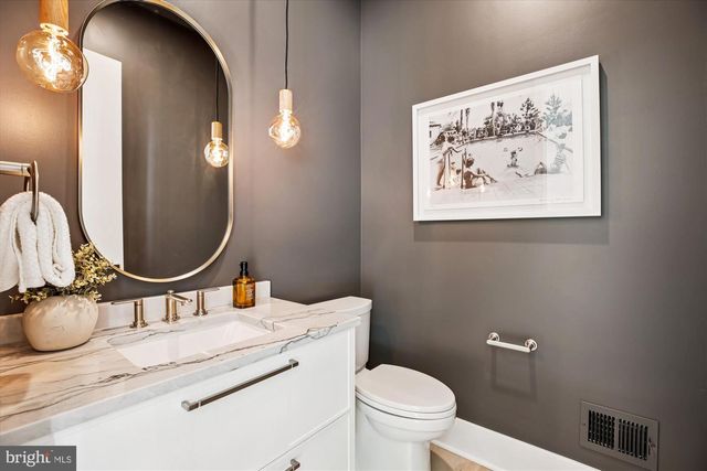 6514 76TH ST, Cabin John, MD 20818