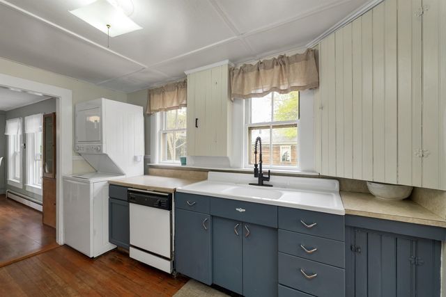 133 Center Street, Wolfeboro, NH 03894
