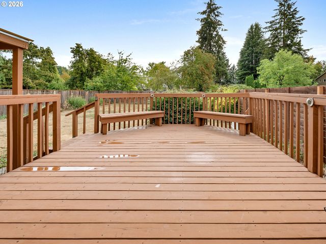2080 Se CURRIN Ln, Hillsboro, OR 97123