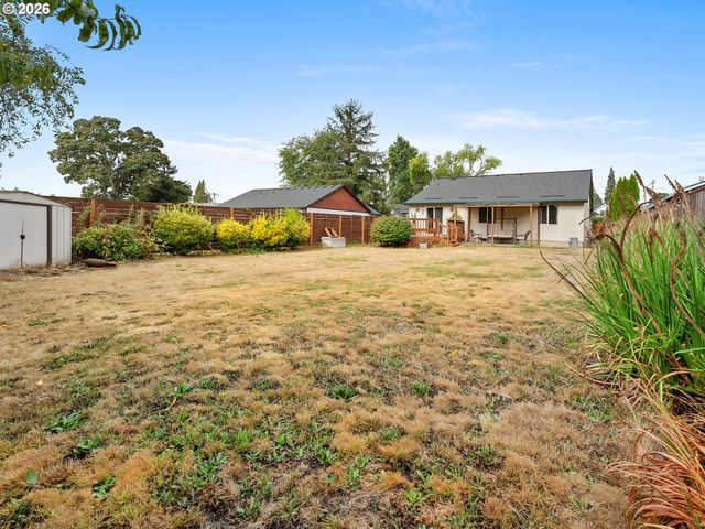 2080 Se CURRIN Ln, Hillsboro, OR 97123